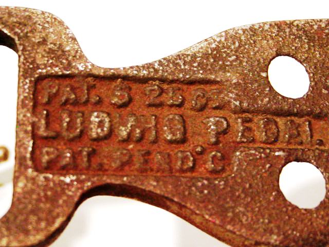 1913