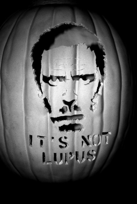 House-lupus-pumpkin-carving.jpg