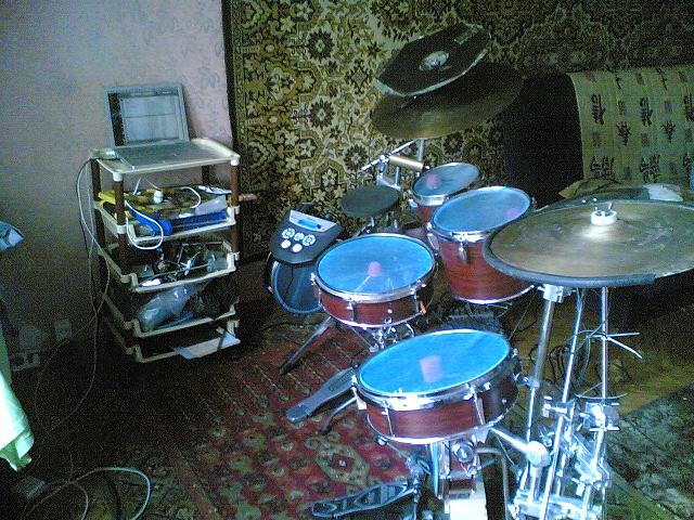 My drumkit brrr.JPG