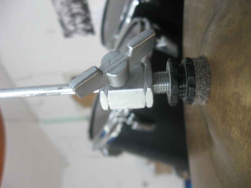y_ad2ec633.jpg
