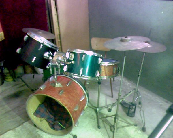 x_5e080cd9.jpg