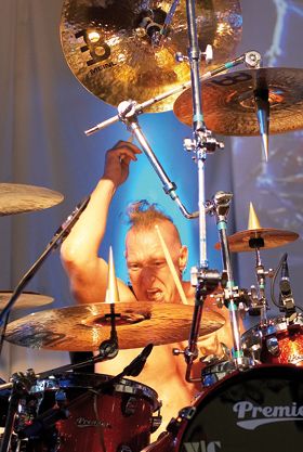 01meinl_drumfestival2005_00.jpg