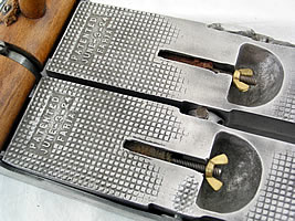 pedal30_5_th.jpg