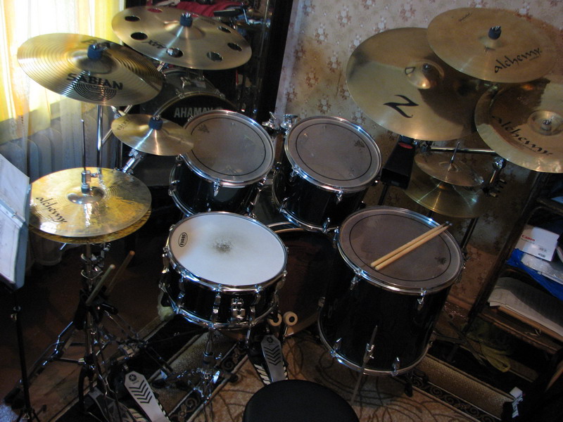 Drums 028 small.jpg