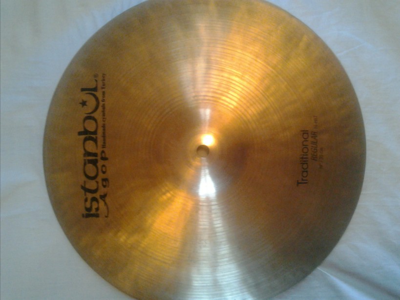 Agop Traditional Regular Medium hats 14''.jpg