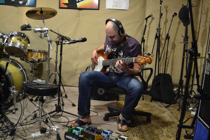 Bass_(small).jpg