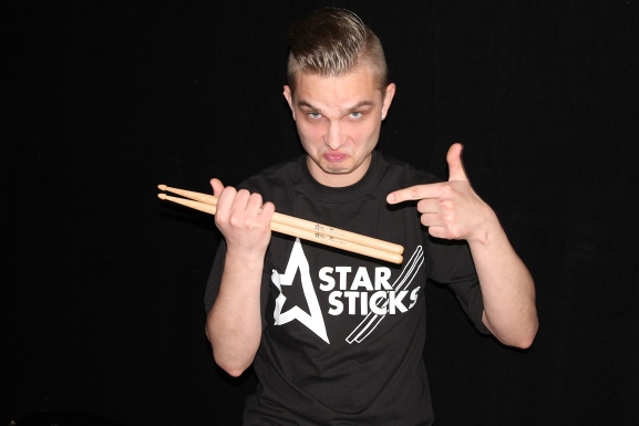 Официальный Артист - Endorser барабанных палочек &quot;Starsticks&quot; <br />Павел Холодянский