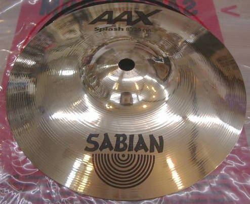 aax8s[1].jpg
