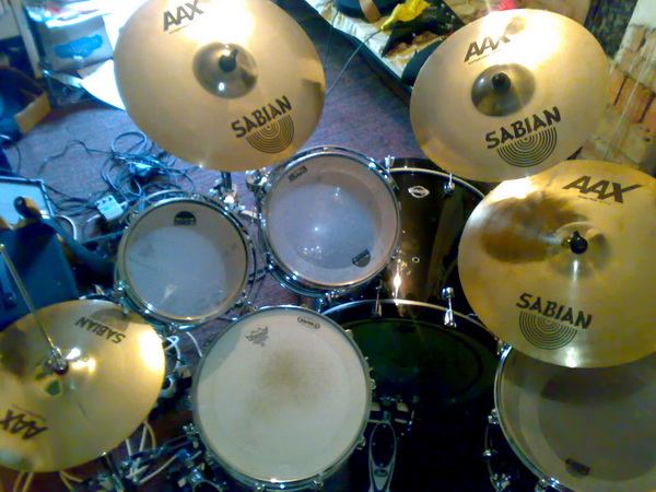 drums1.jpg